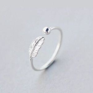 “Light As A Feather” Minimal Adjustable SilverRing